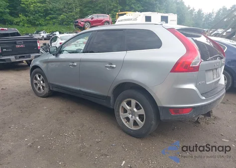 2012 Volvo Xc60 3.2/3.2 Platinum/3.2 Premier/3.2 Premier Plus z USA, uszkodzony, nr VIN YV4952DZ9C2268502